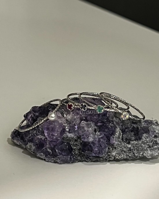 A little bit．天然石純銀戒指