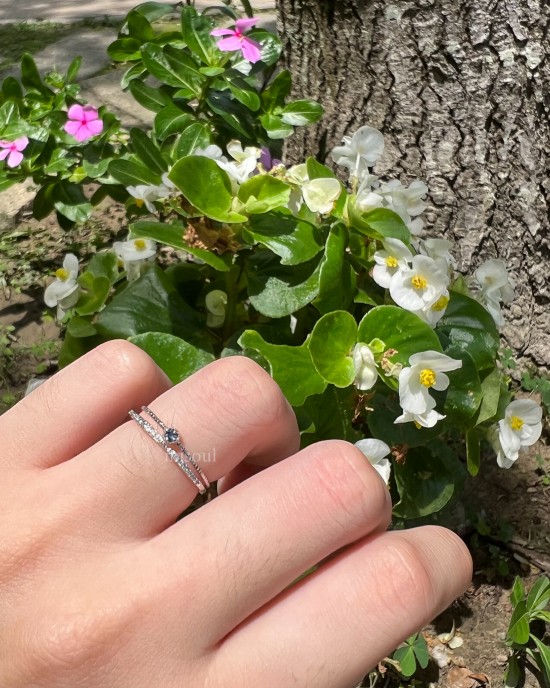 A little bit．天然石純銀戒指