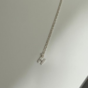  Alphabet．純銀項鍊