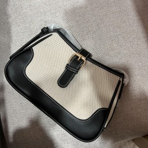 縫線造型帆布肩背包．韓國品牌