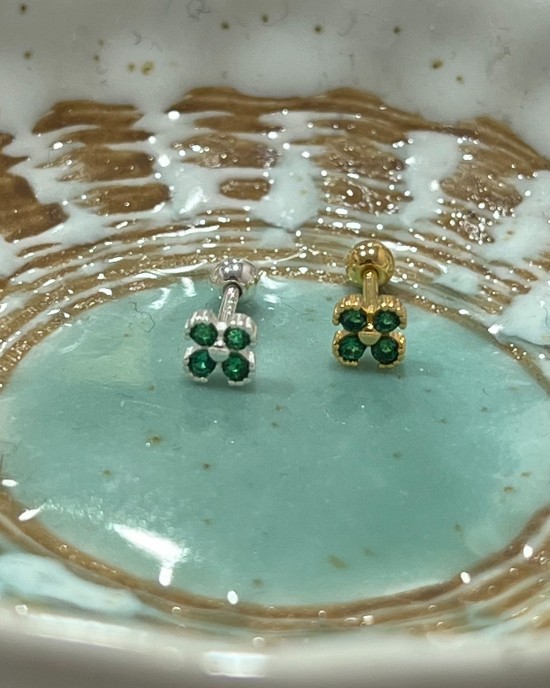 Tiny Flower．耳骨釘