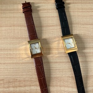 【現貨 】復古金框方形手錶．配件