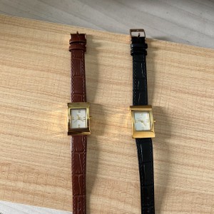 【現貨 】復古金框方形手錶．配件