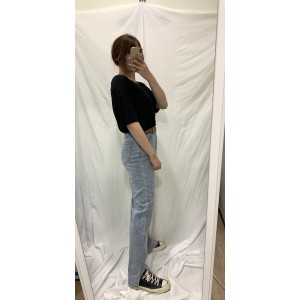 【CN】淺色開衩牛仔寬褲(附皮帶）．下著