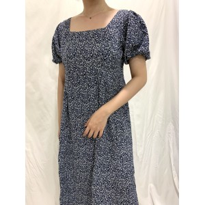 【CN】涼感滑料深藍小花裙．連身