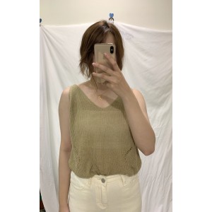 【CN】柔軟針織背心．上衣