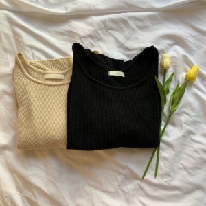 【KR】素色針織親膚上衣．上衣